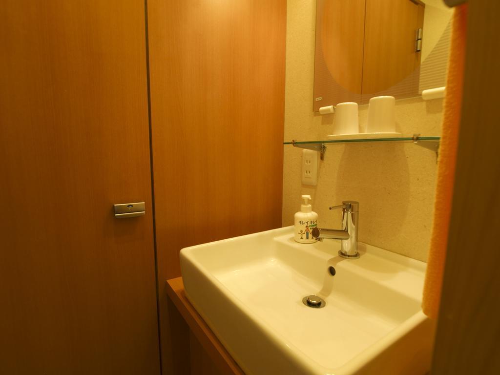 Satsuhana Kami  Oda fotoğraf